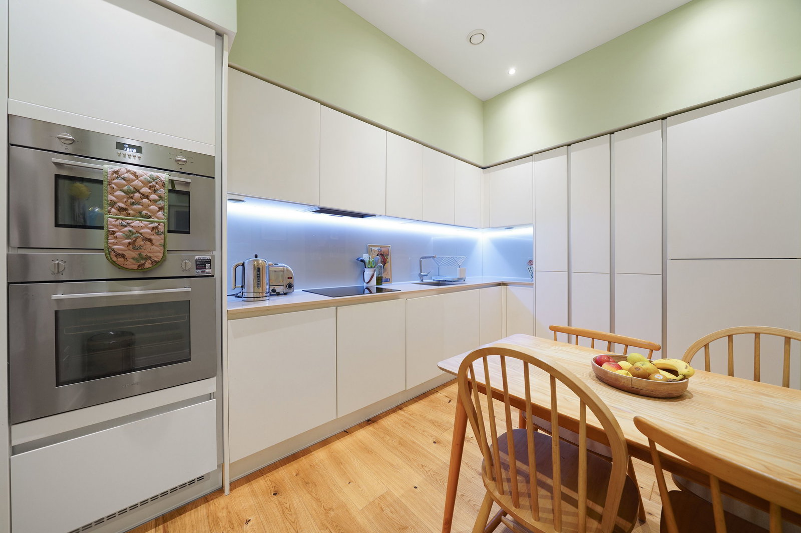 Ground Floor Flat in London