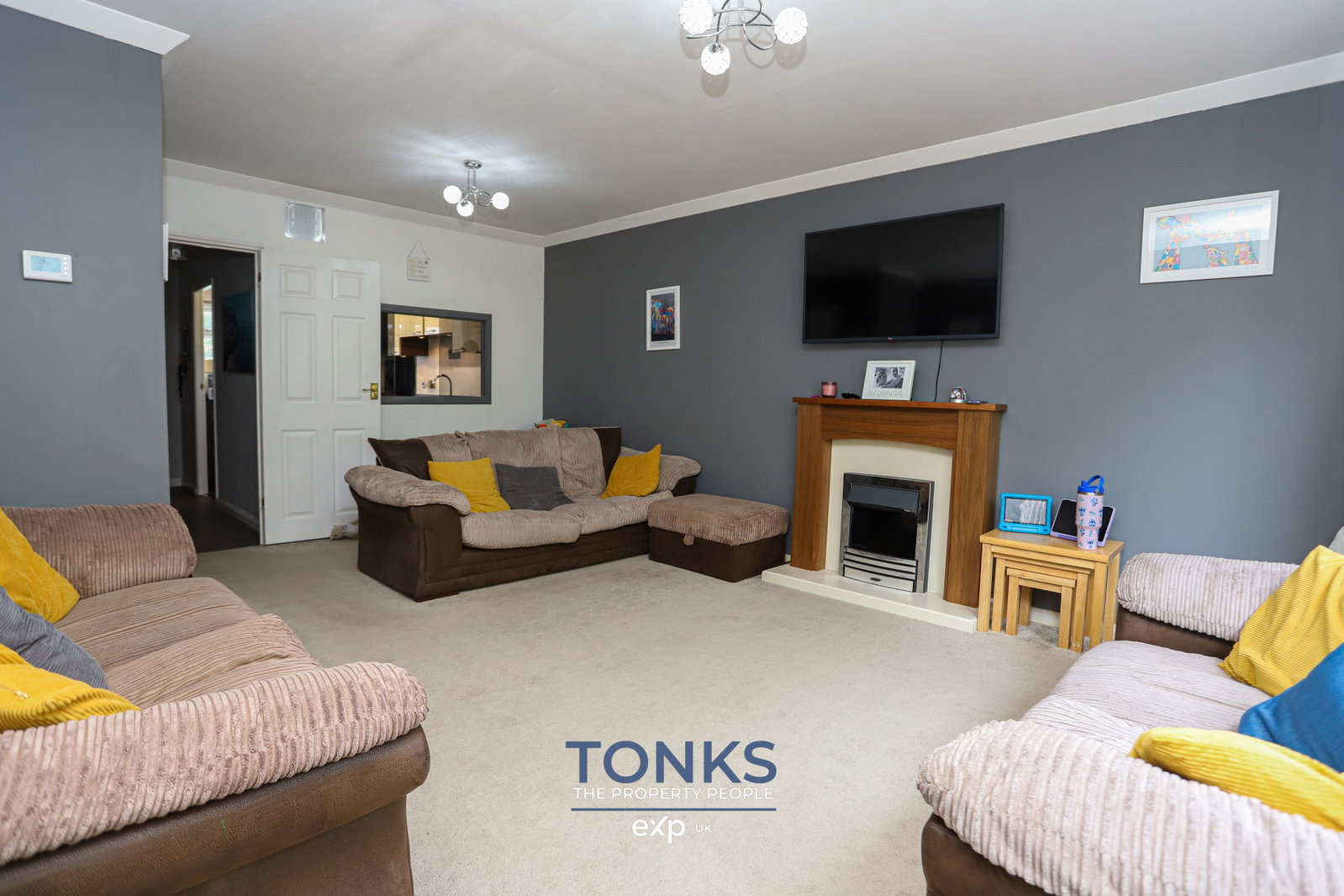 Semi Detached House in Halesowen