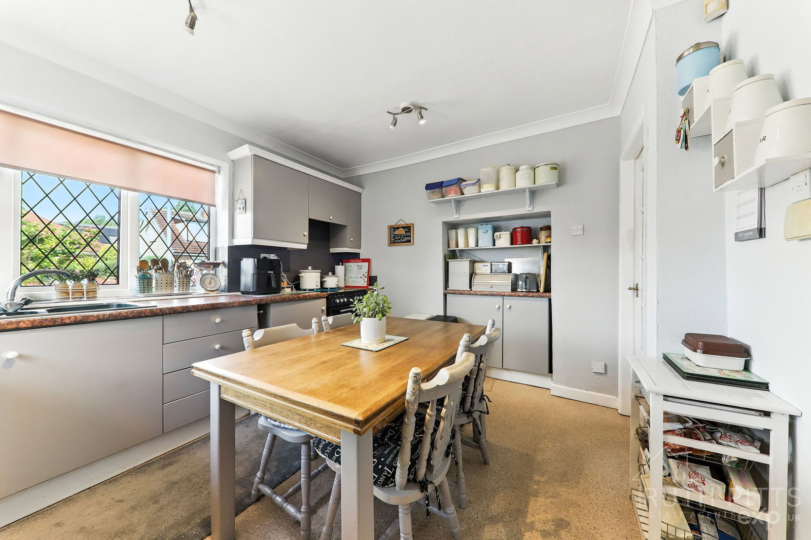 Bungalow in Castleford