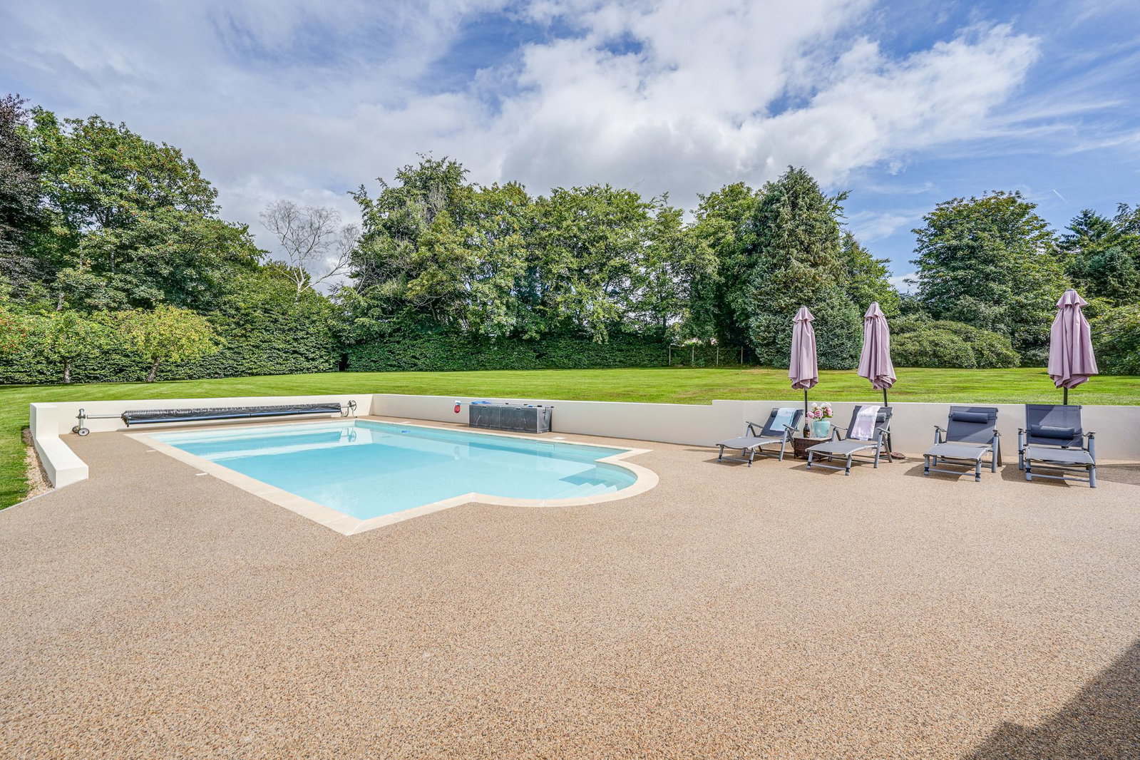 Detached House in East Grinstead