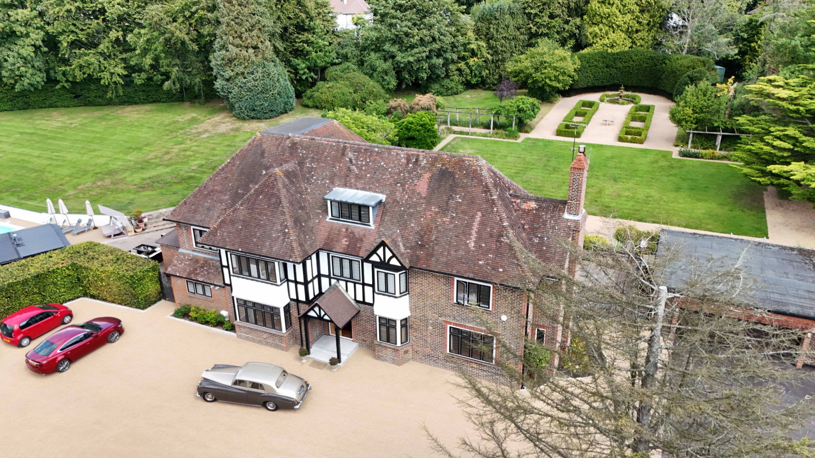 Detached House in East Grinstead