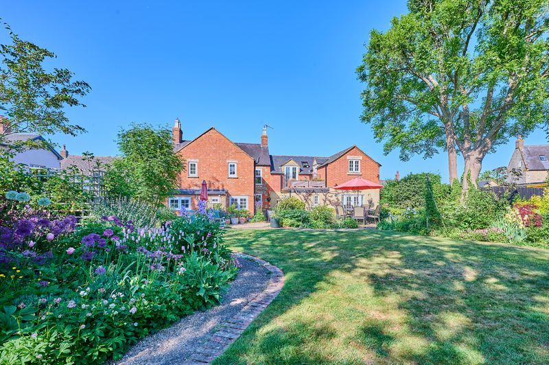 Detached House in Towcester