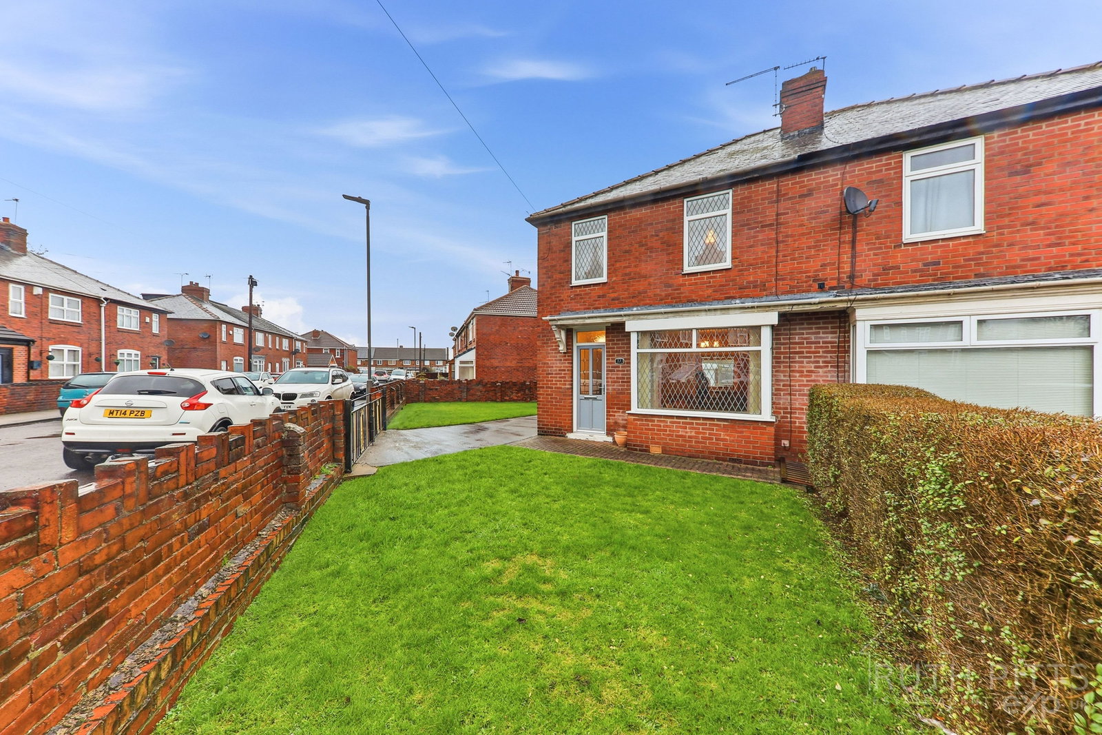 Semi Detached House in Pontefract