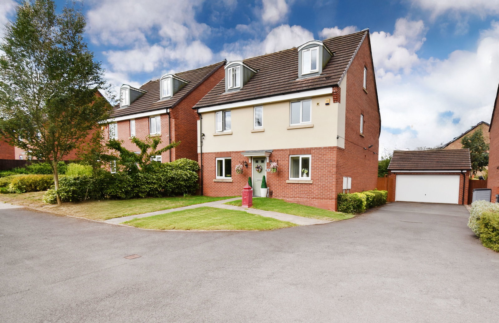 Detached House in Kingswinford