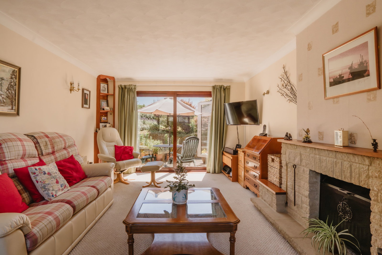 Detached House in Ashford