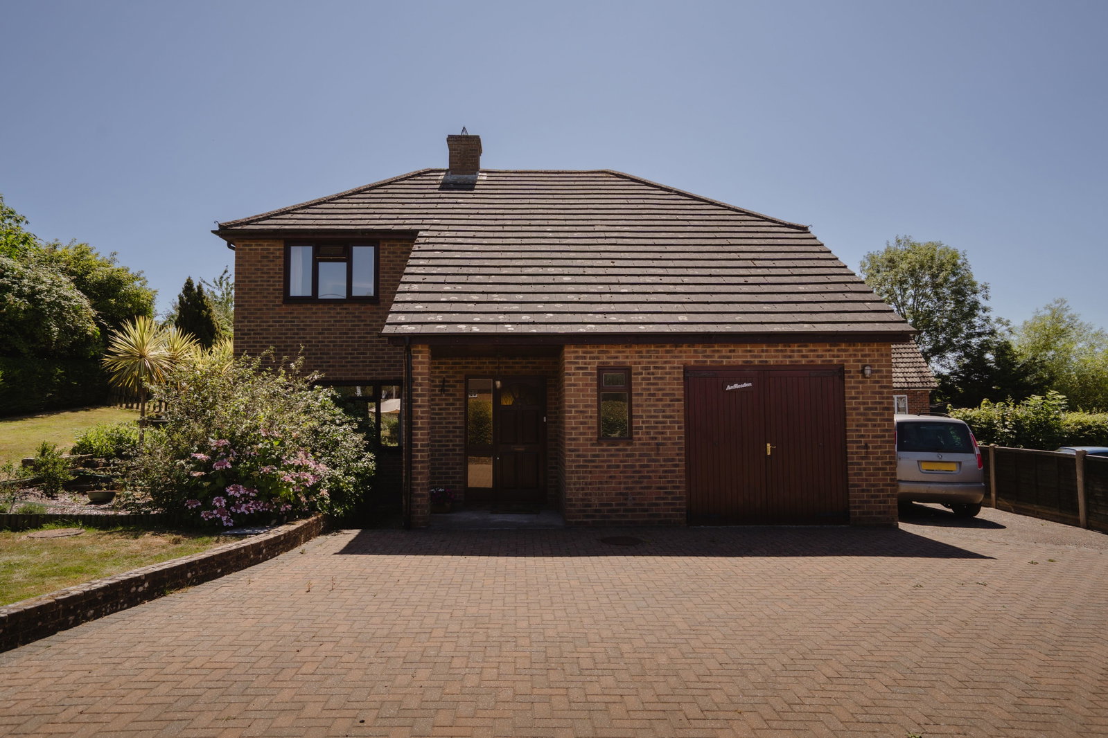Detached House in Ashford