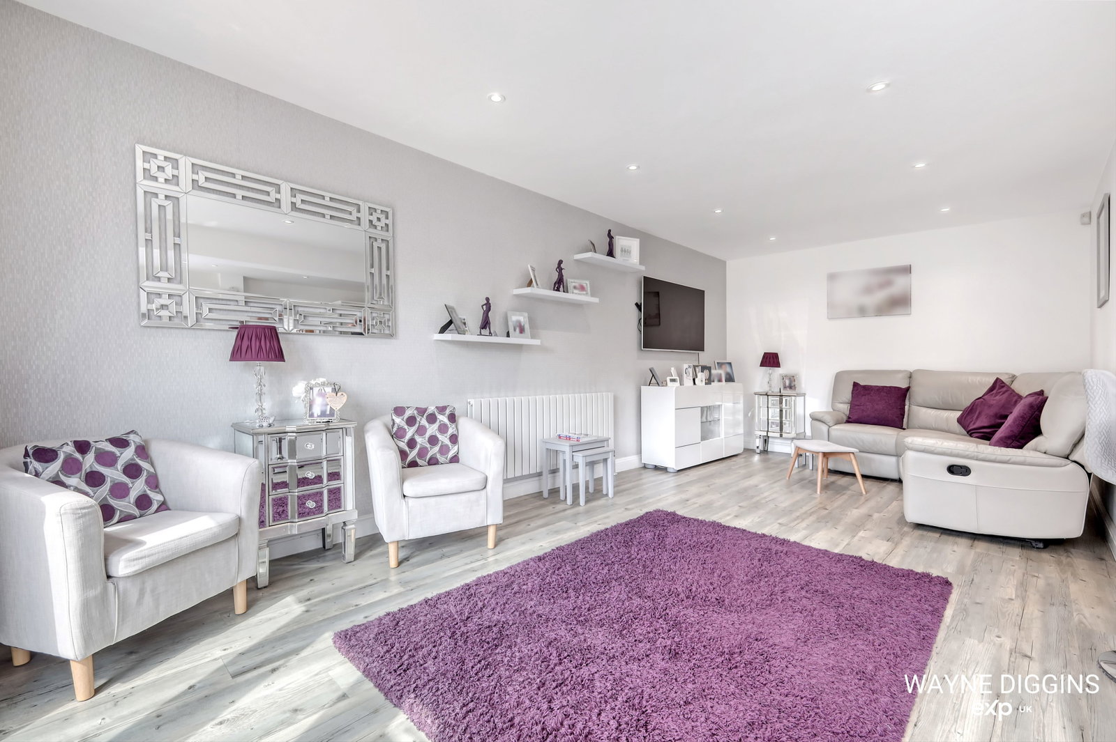 Detached House for sale in Grays, Windsor Avenue, Grays, RM16 2TT