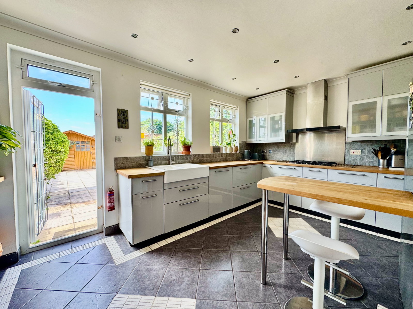 Semi Detached House in London