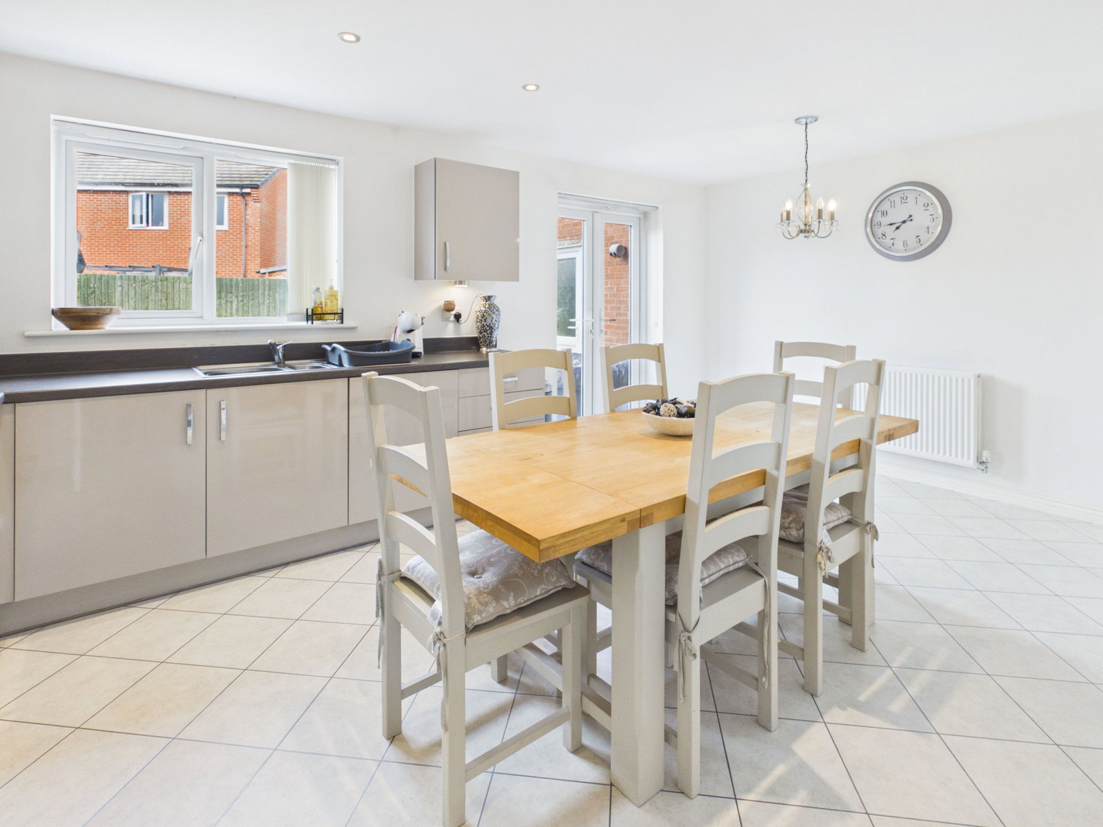 Detached House for sale in Crewe, Broad Street, Crewe, Crewe, Cheshire, CW1 4GT