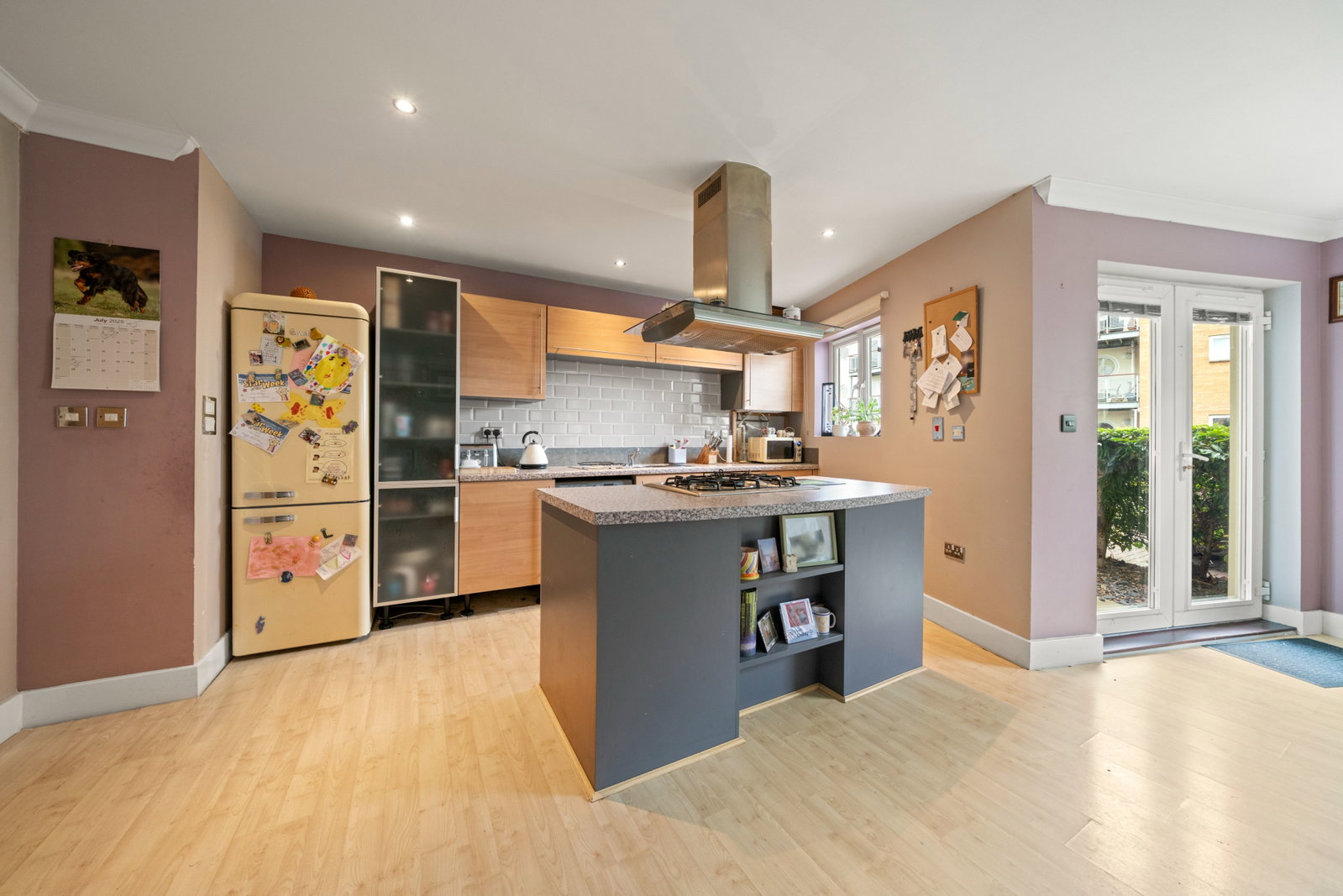 Apartment in Chertsey