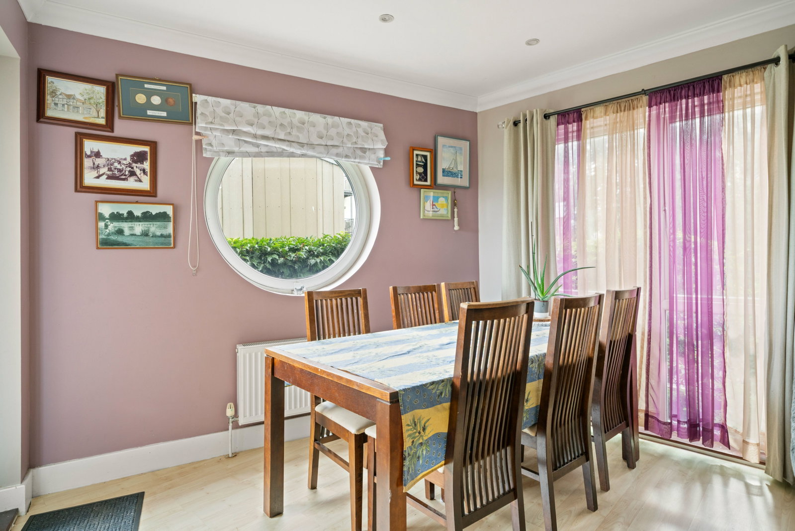 Apartment in Chertsey
