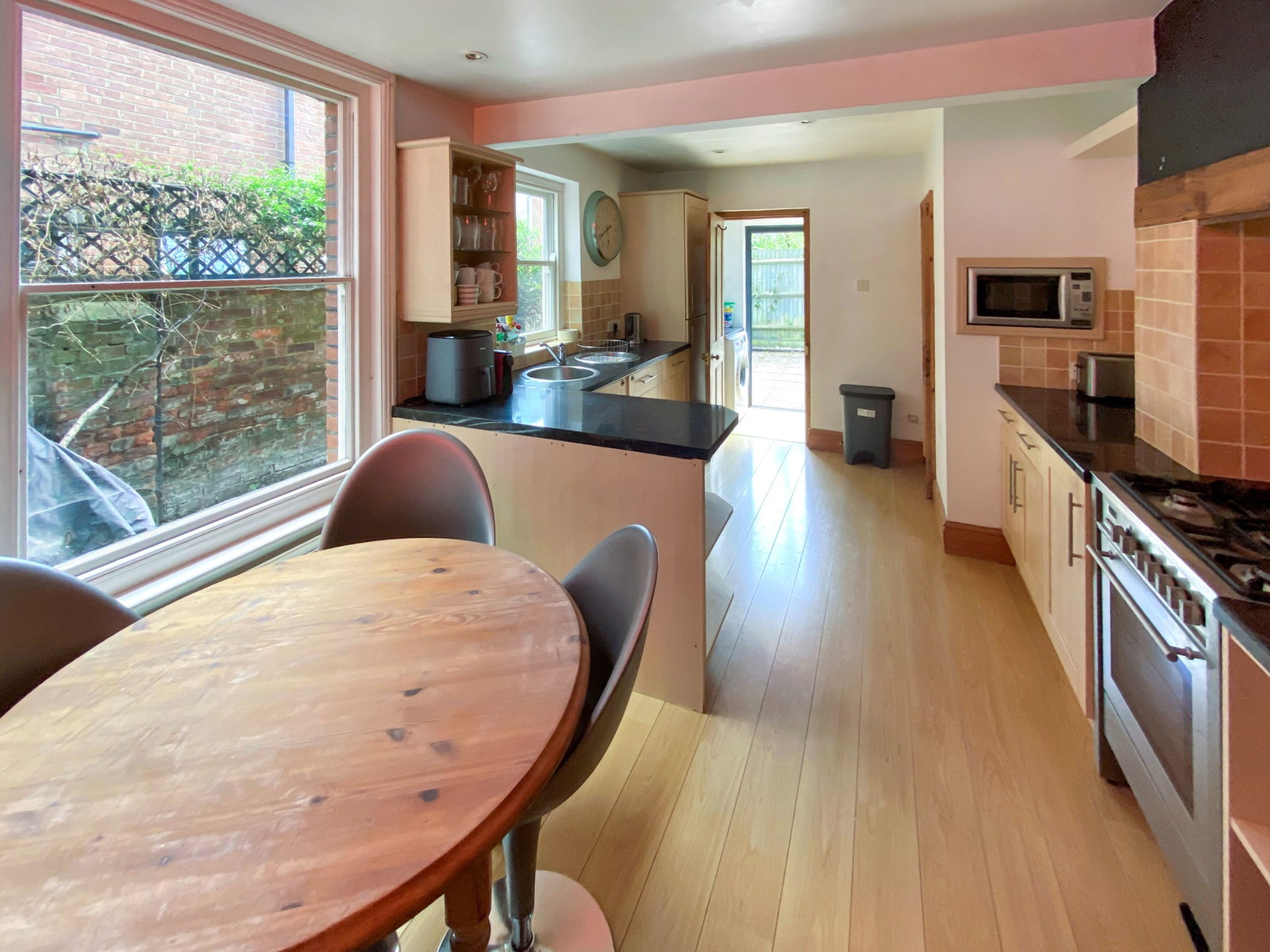 Terraced House in Ashford