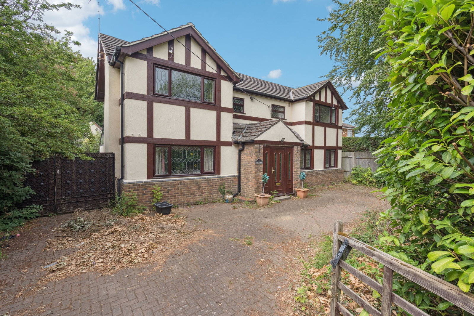 Detached House in Dunstable