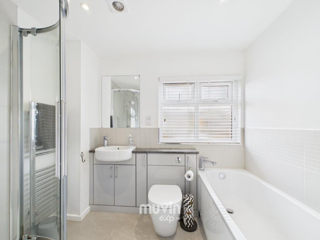 Link Detached House in Saffron Walden