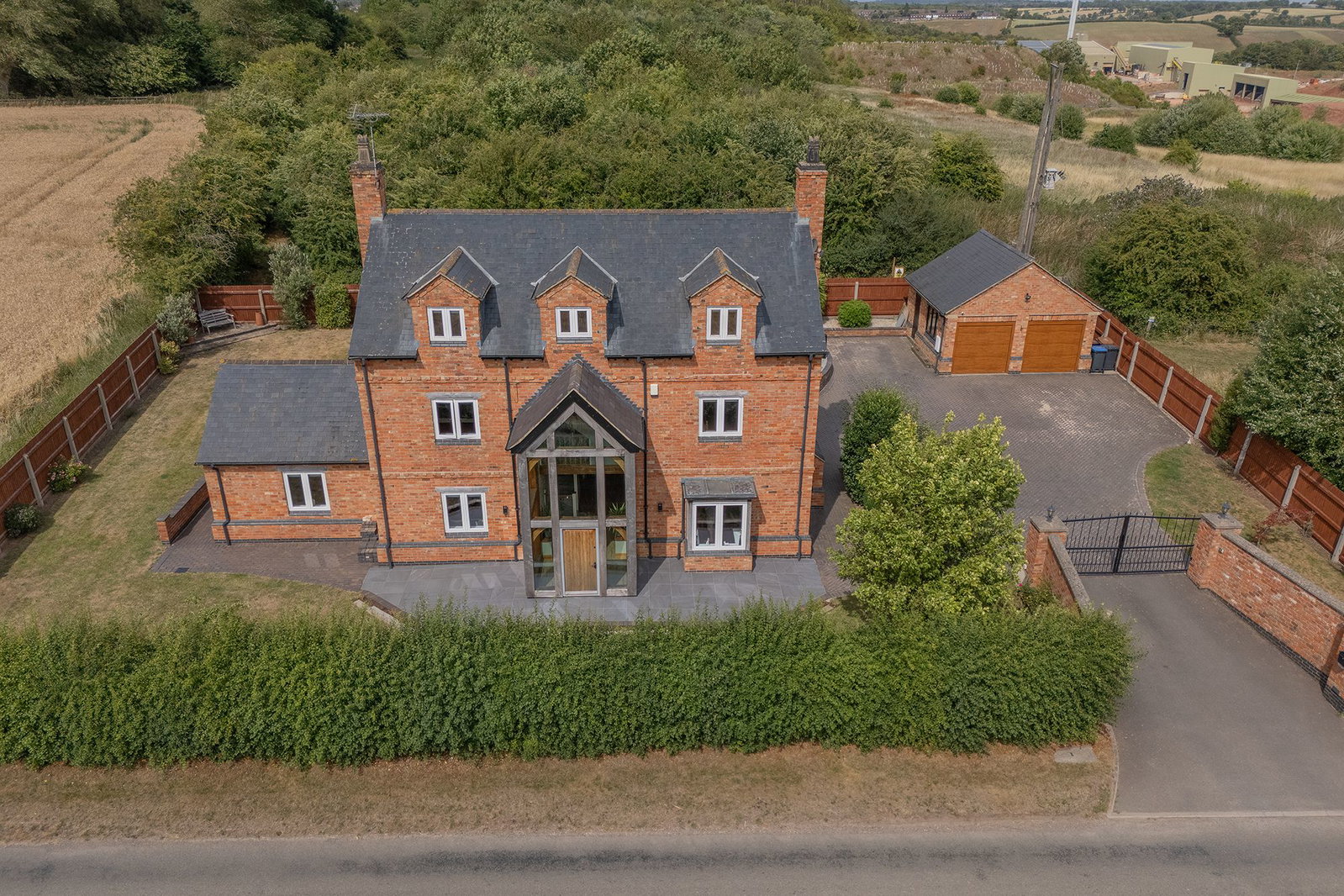Detached House in Leicestershire