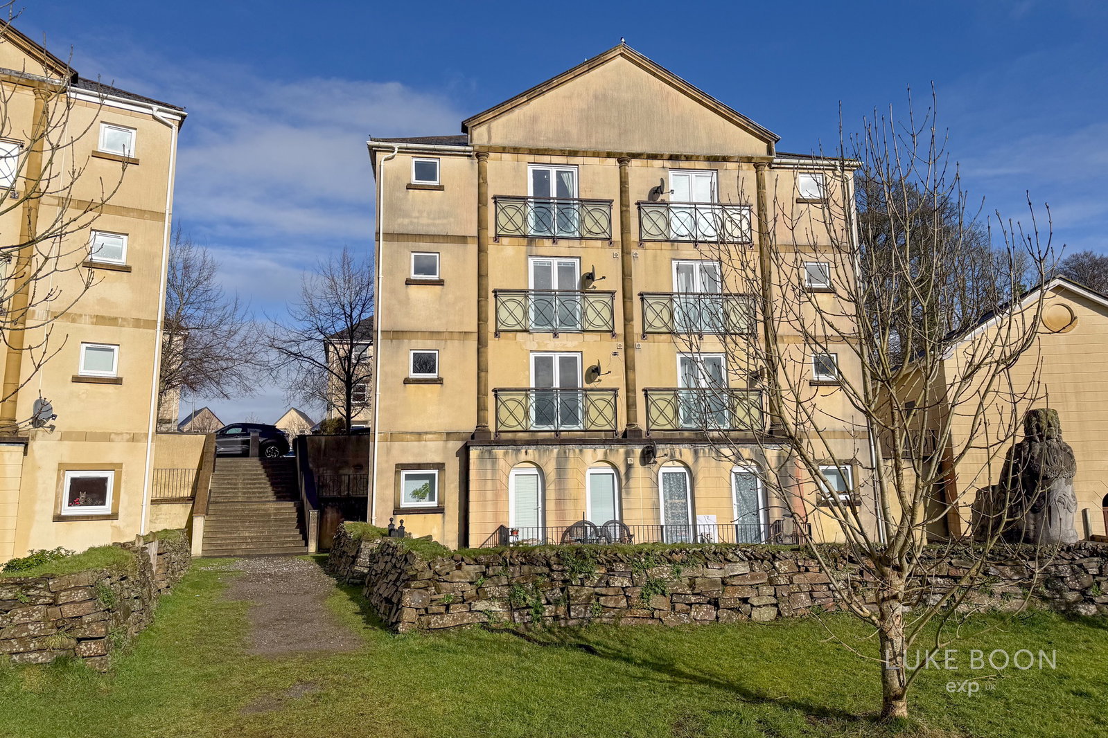 Apartment in Plymouth
