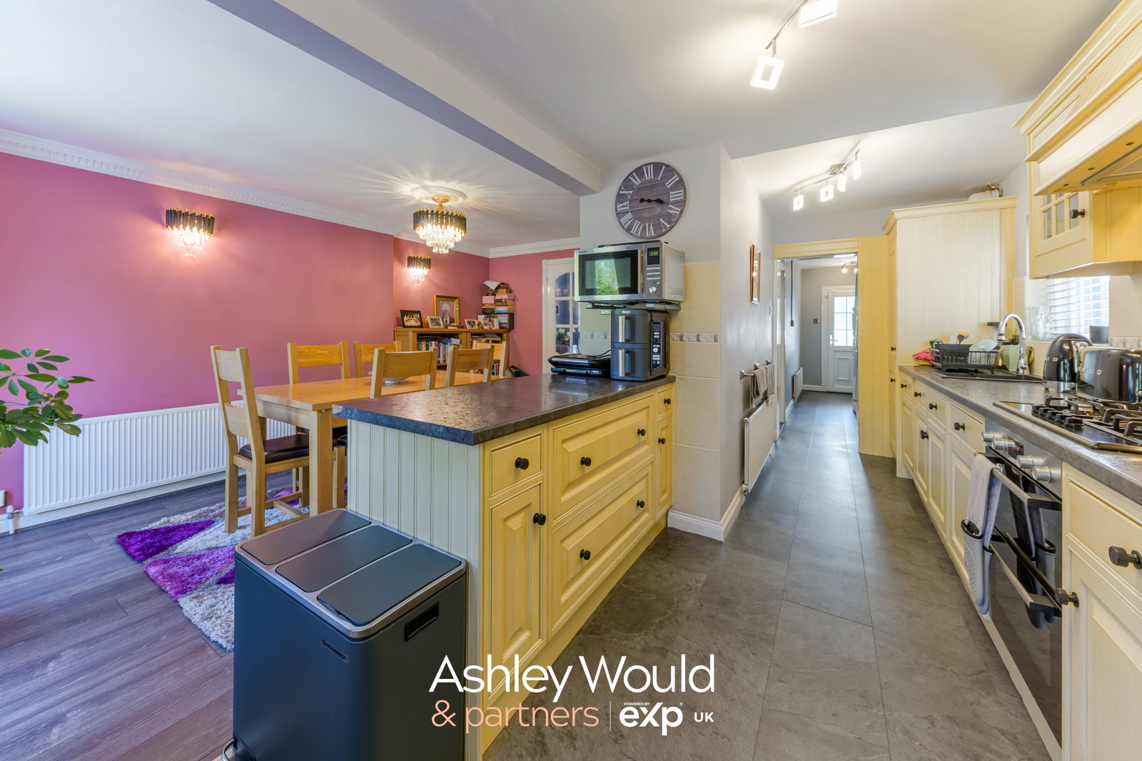 Semi Detached House in Halesowen