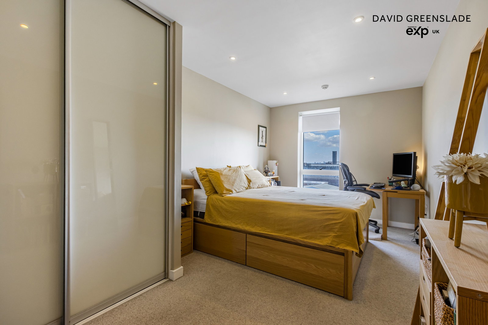 Apartment for sale in London, Kara Court, Caspian Wharf, E3