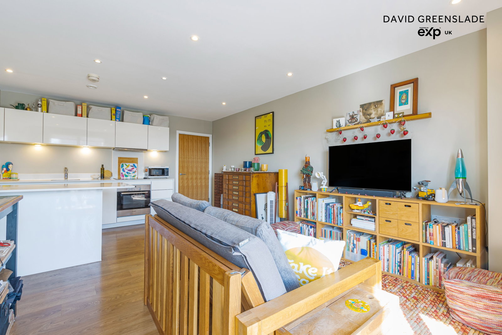 Apartment for sale in London, Kara Court, Caspian Wharf, E3