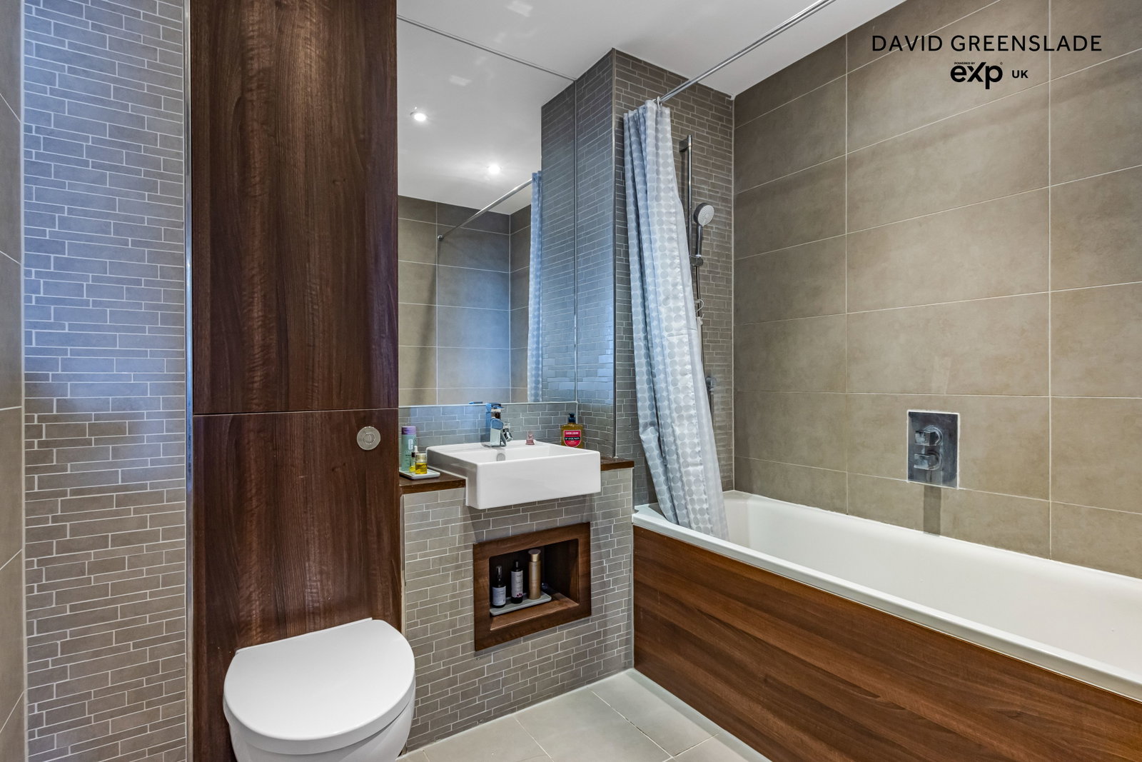 Apartment for sale in London, Kara Court, Caspian Wharf, E3