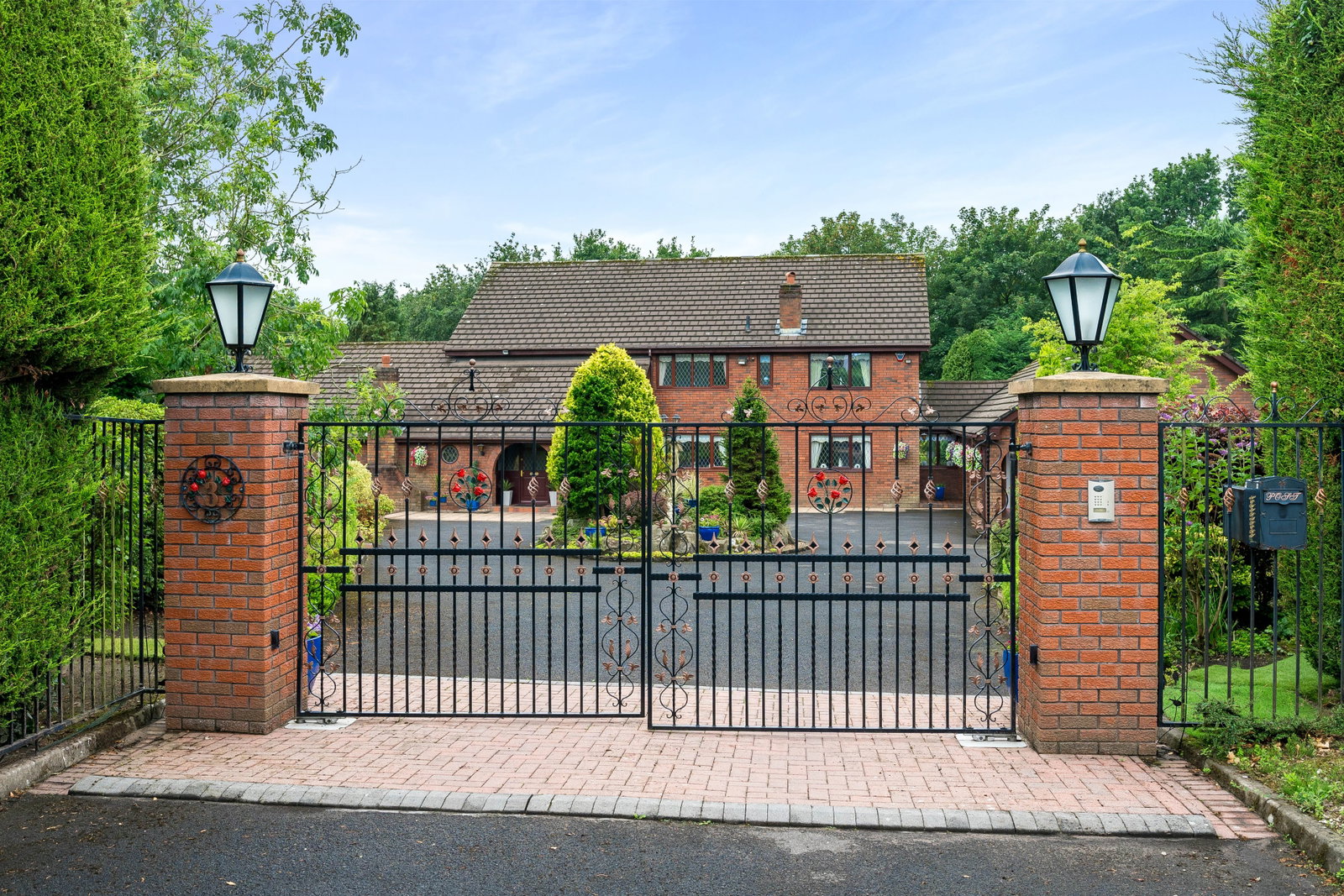 Detached House in St. Helens