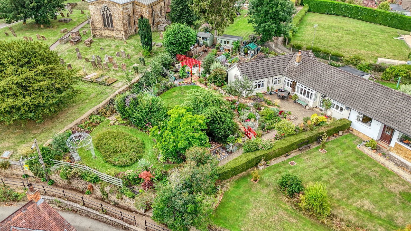 Semi Detached Bungalow in Daventry