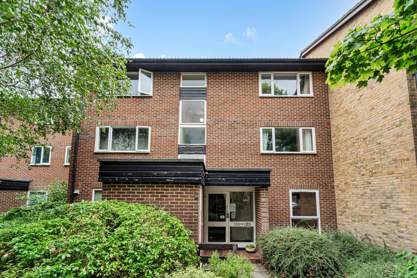 Flat in Feltham