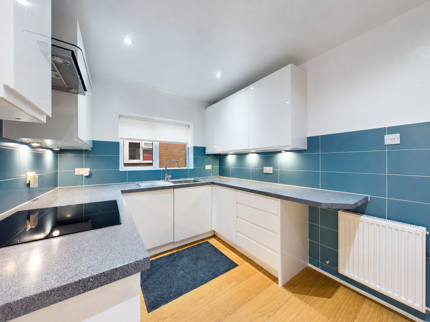 Flat for sale in Stanmore, Merryfield Gardens, Stanmore, HA7 4TG, 820 m²