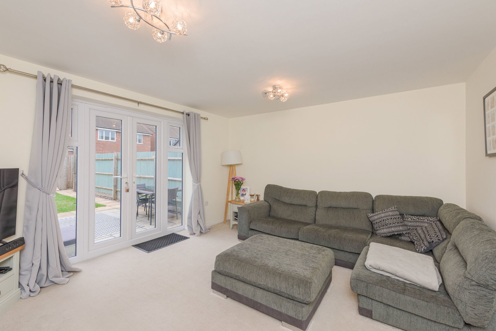 Town House in Burntwood