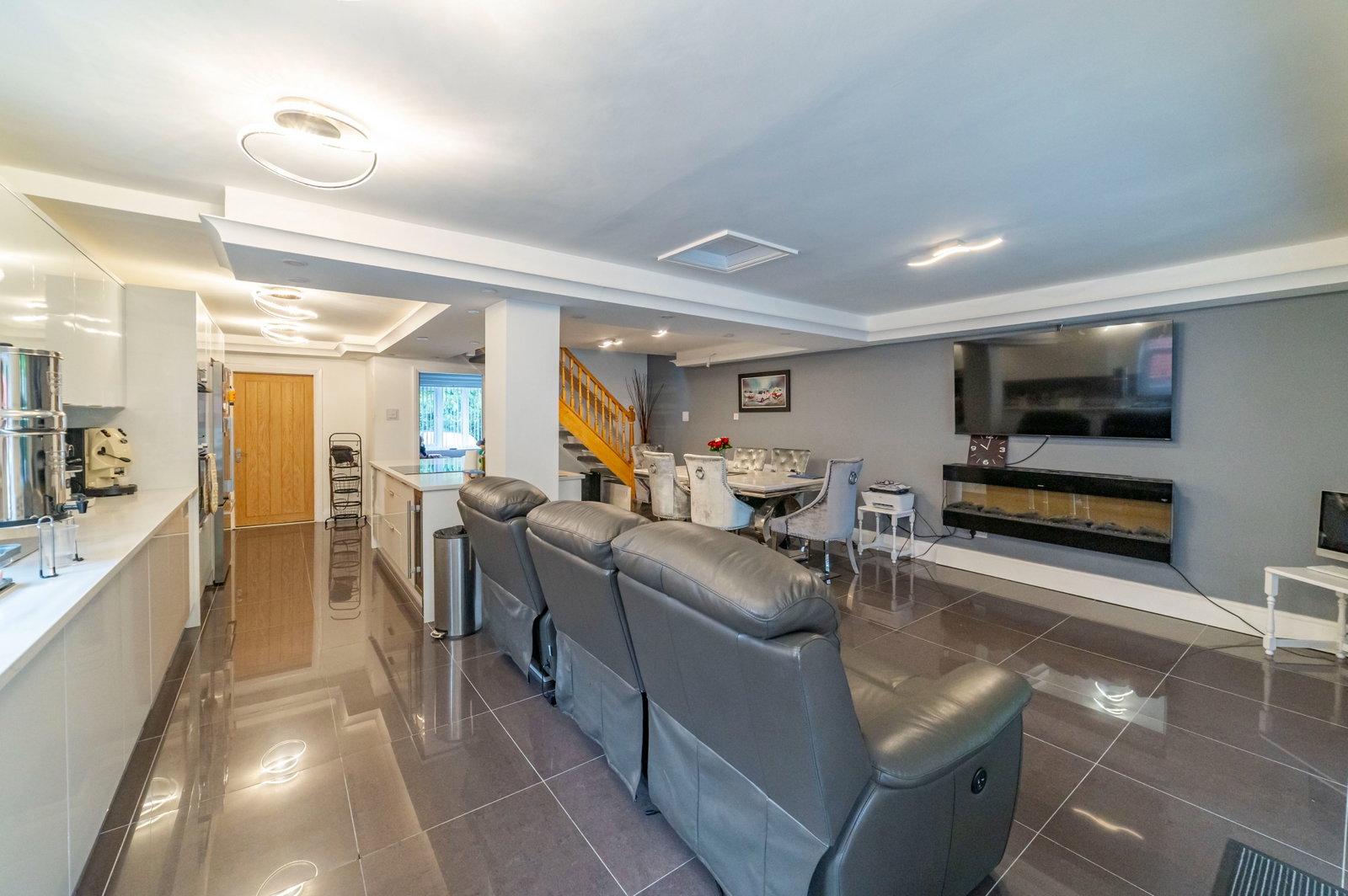 Detached House in Ashton-under-lyne