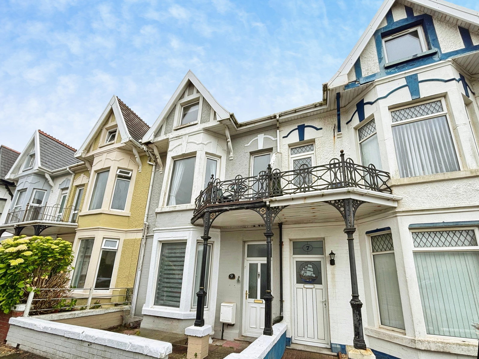 Terraced House in Porthcawl