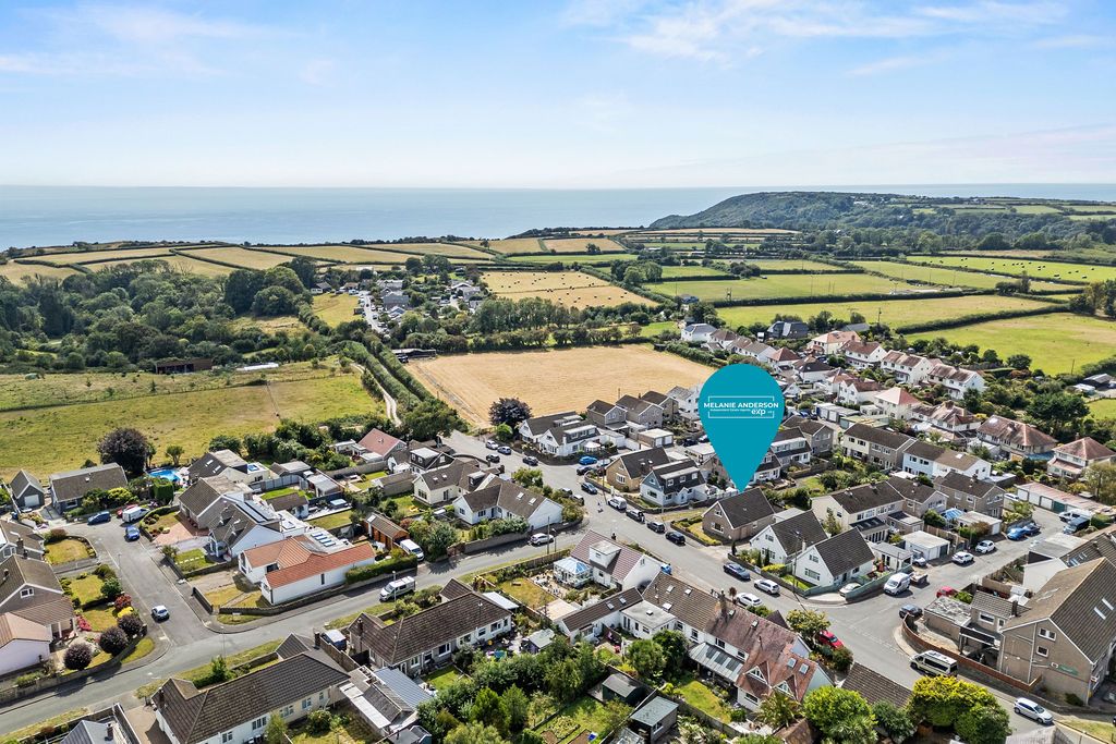 Detached House in Swansea