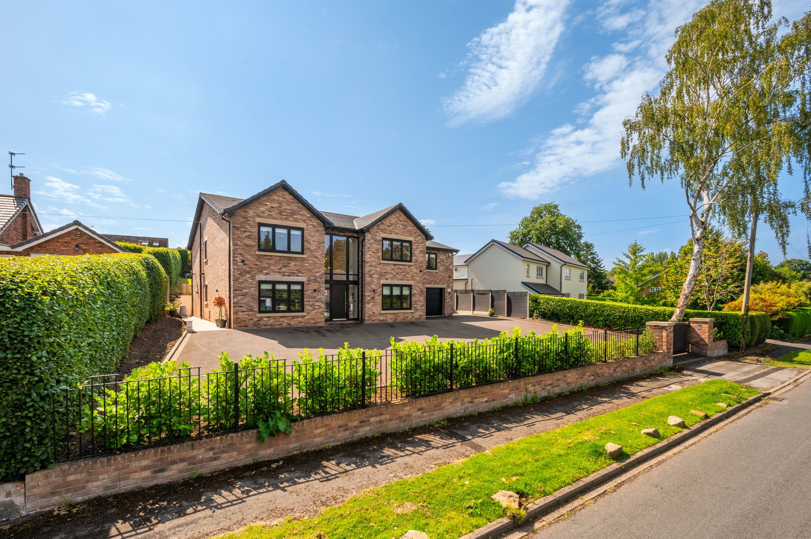 Detached House in Prestbury