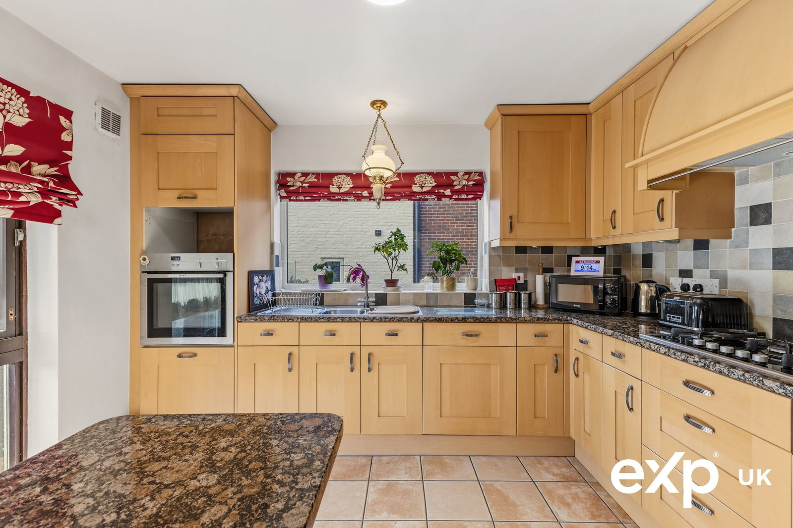 Detached House in Newark