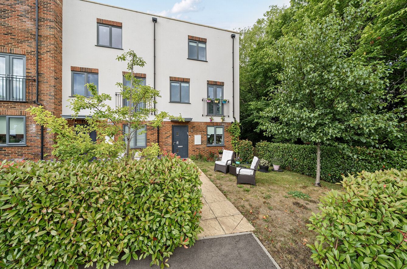 End Of Terrace House in welwyn gaden city
