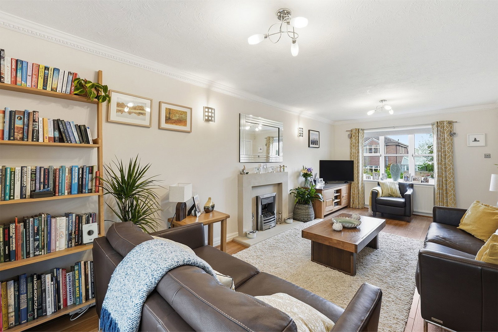 Detached House in Macclesfield