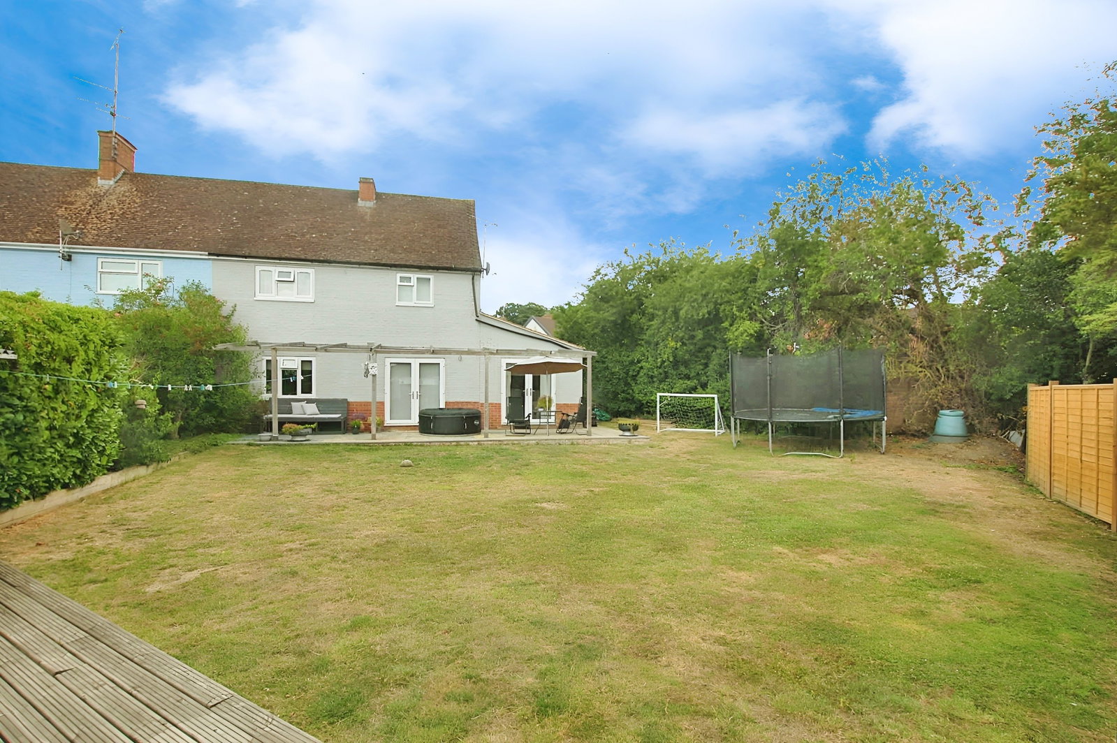 Semi Detached House in Cheltenham