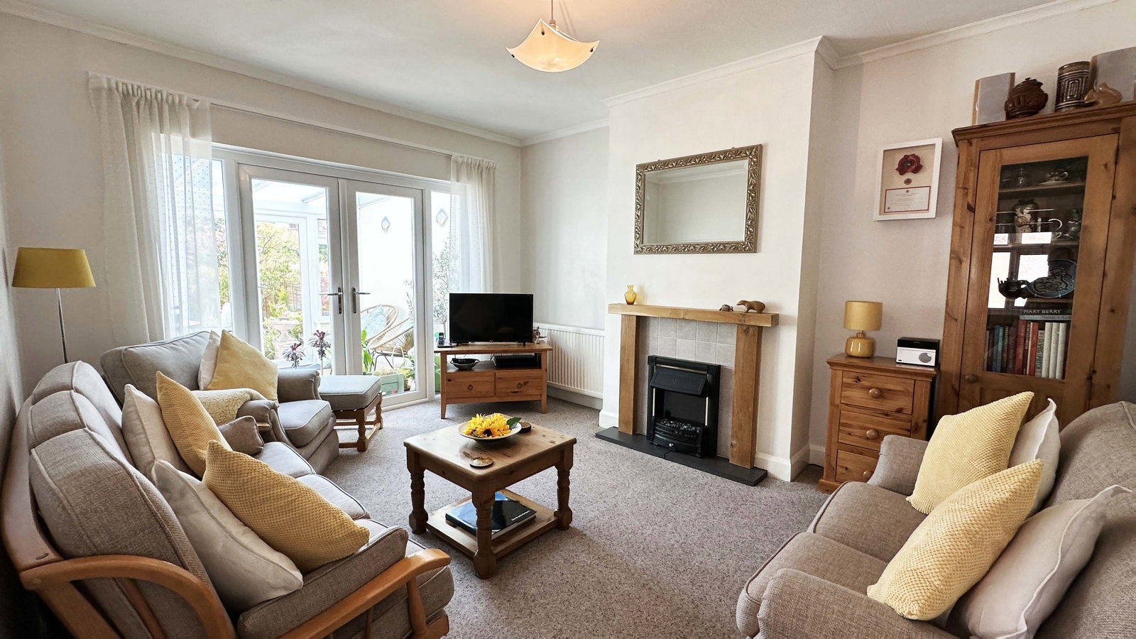 Semi Detached Bungalow in Dartford
