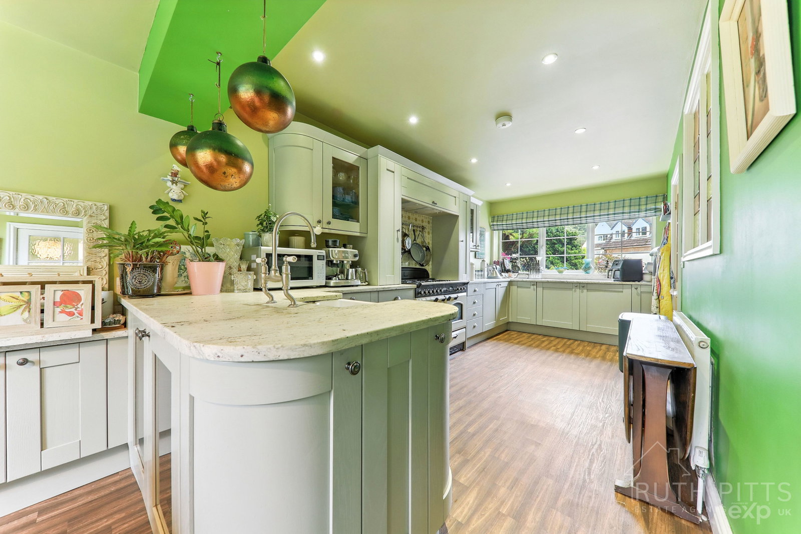 Detached House in Pontefract