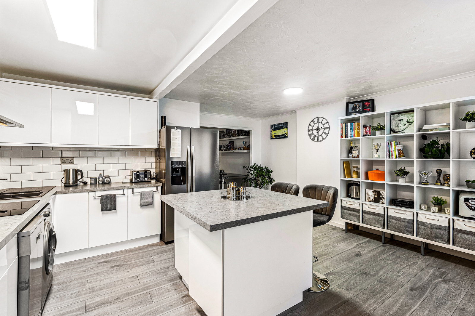 Semi Detached Bungalow for sale in Leicester, Parsons Drive, Glen Parva, Leicester, LE2 9NS, 1143 m²