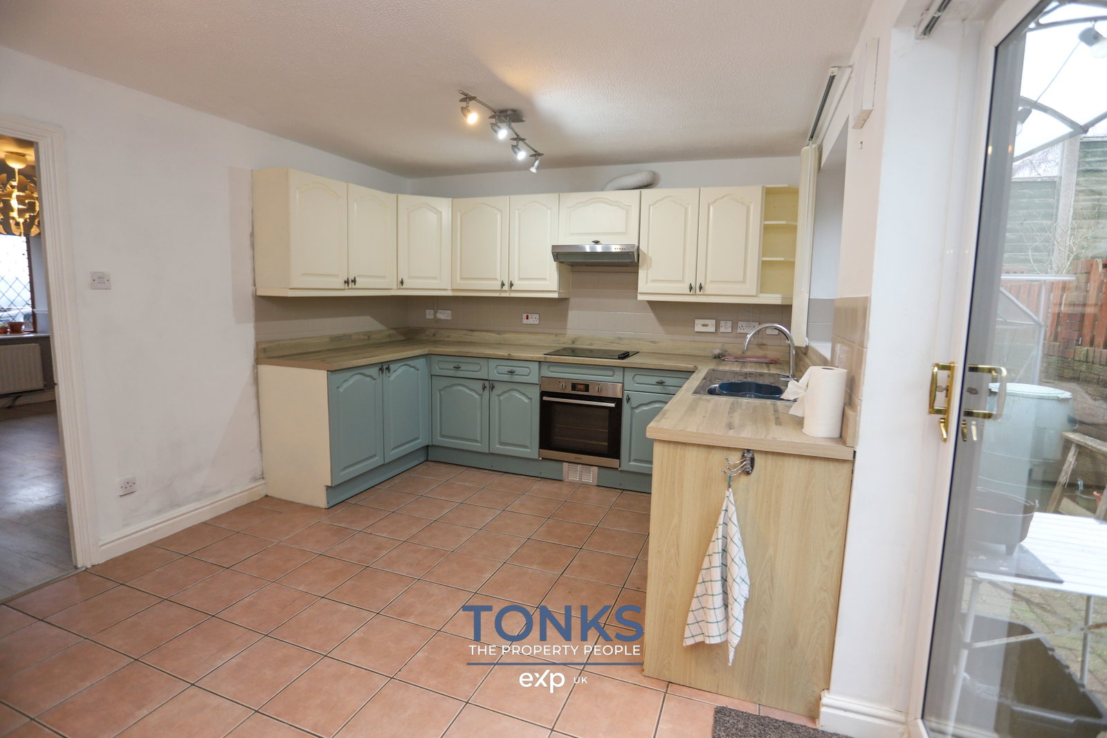 Semi Detached House in Kingswinford
