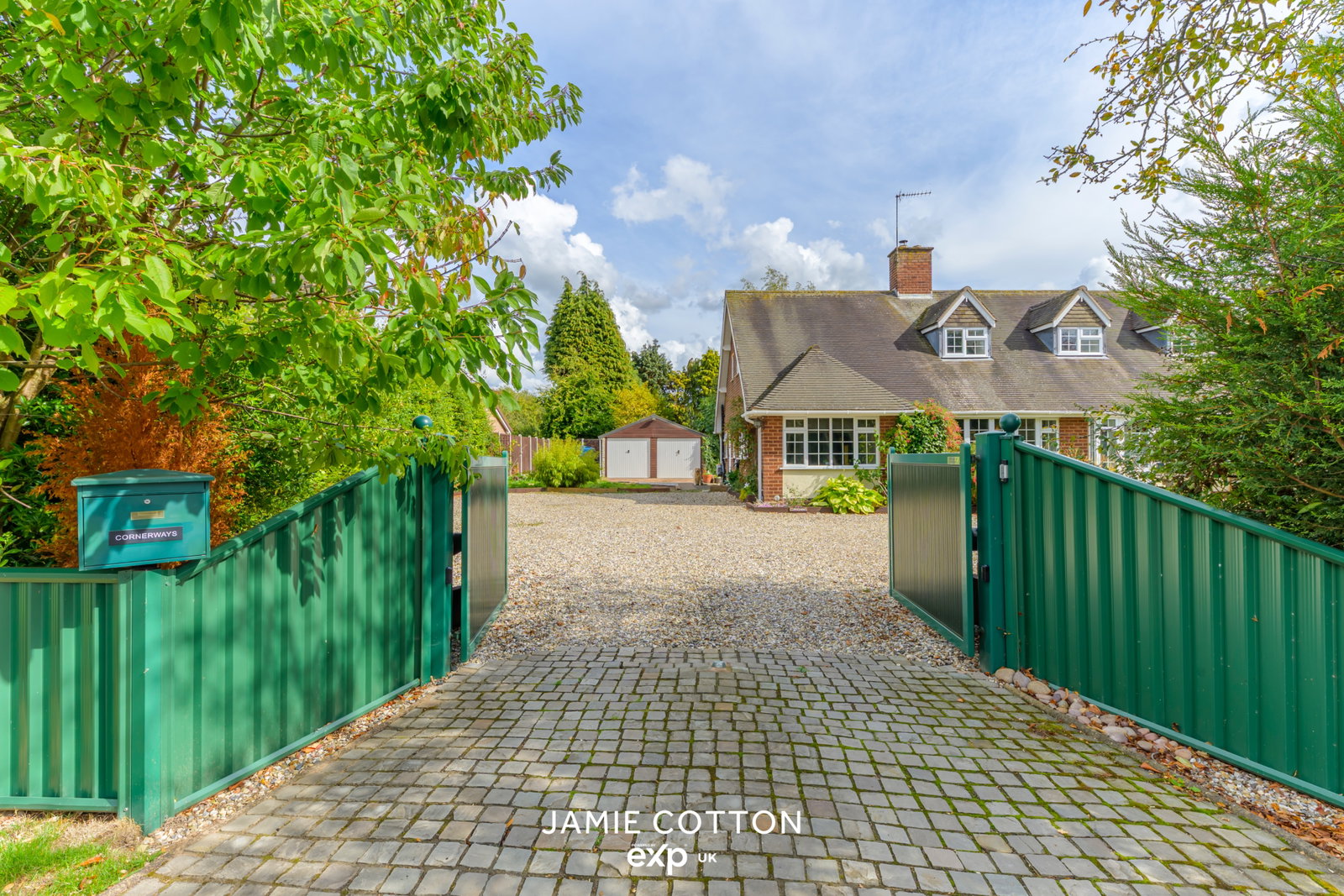 Detached House in Chaddesley Corbett