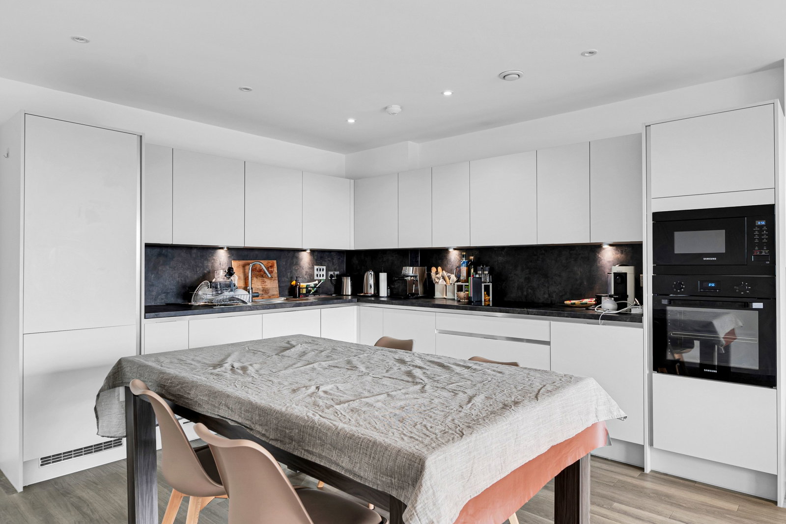 Apartment in Hounslow
