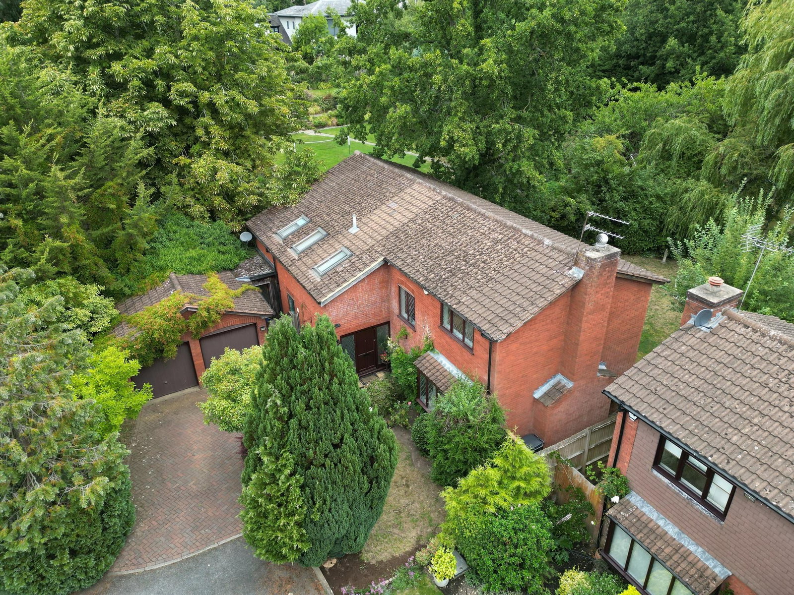 Detached House in Barnet