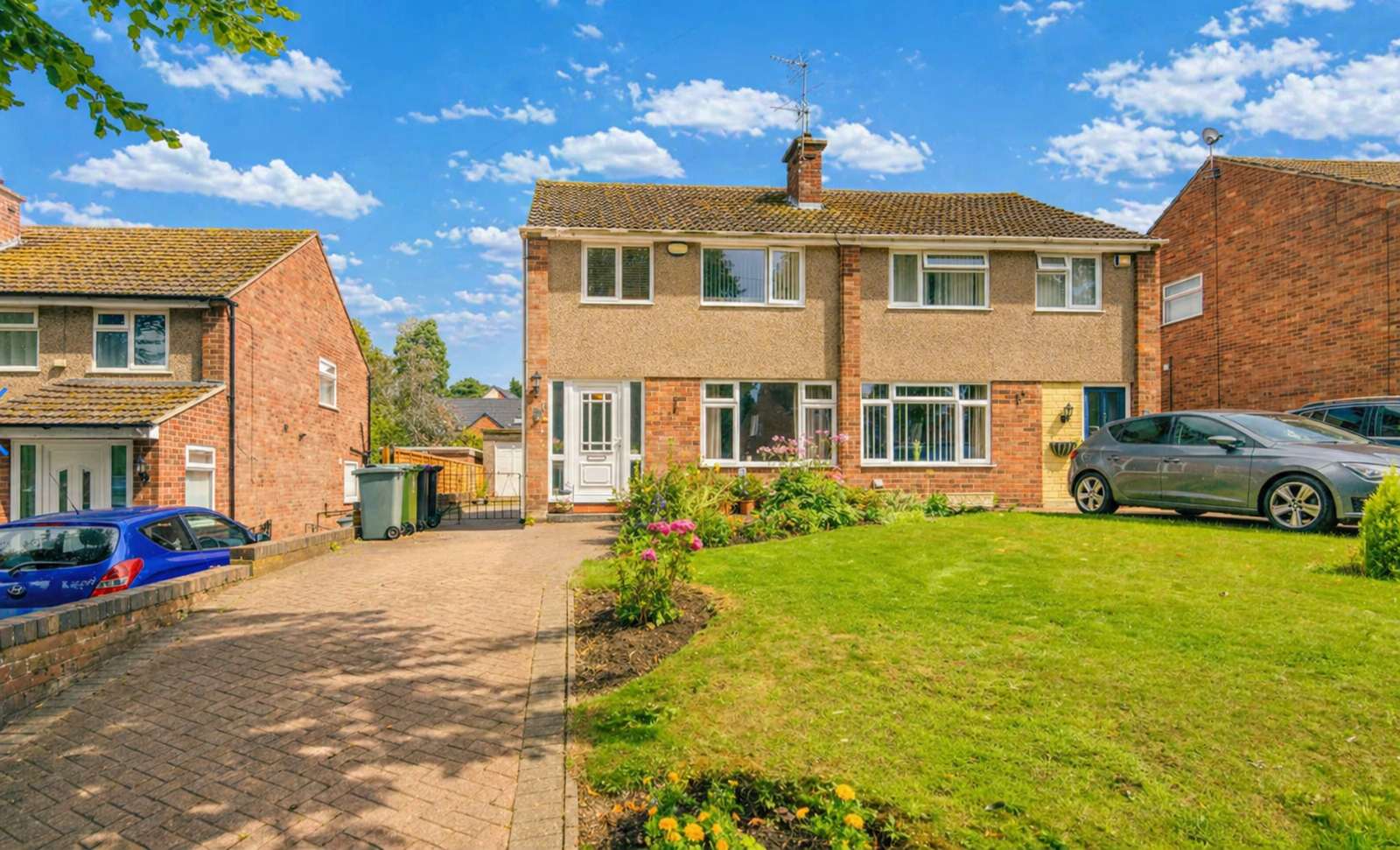 Semi Detached House in Grantham