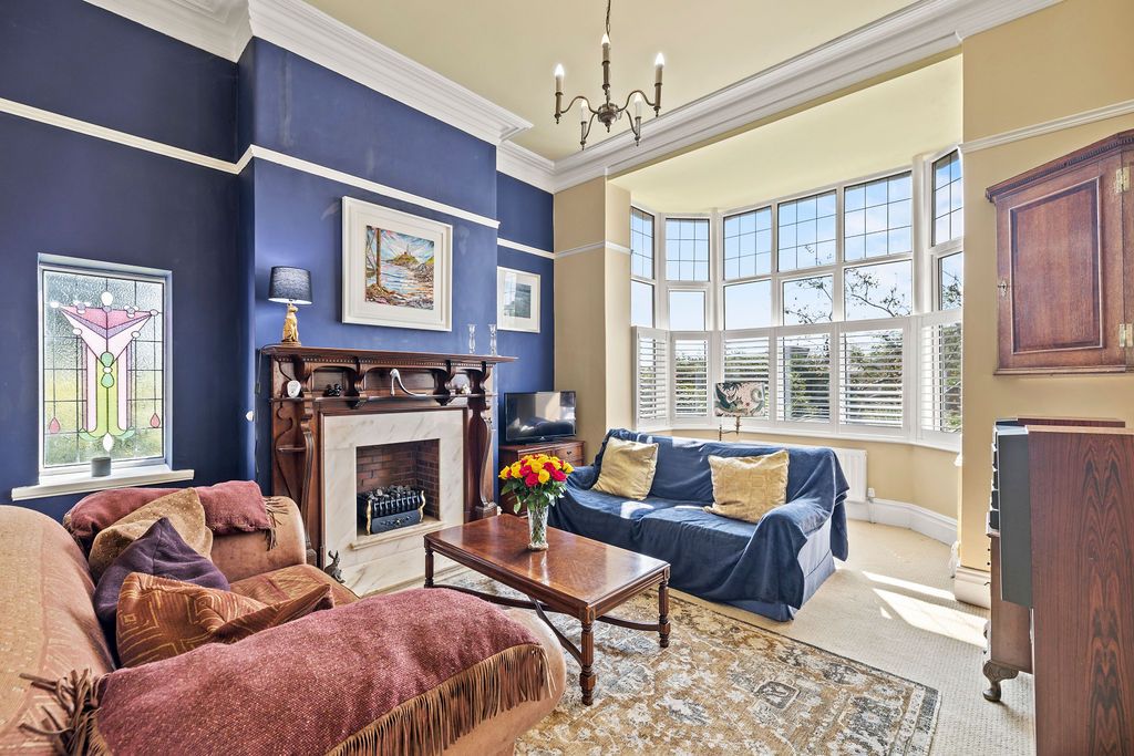 Semi Detached House in Swansea