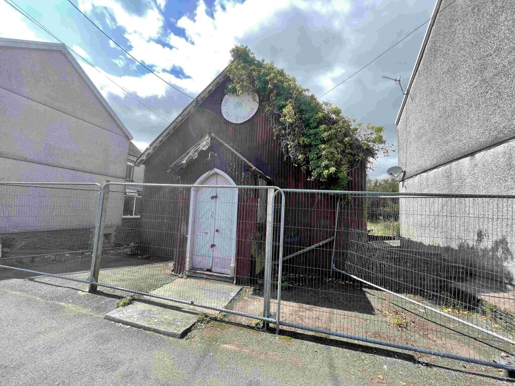 Land in Rhondda Cynon Taff