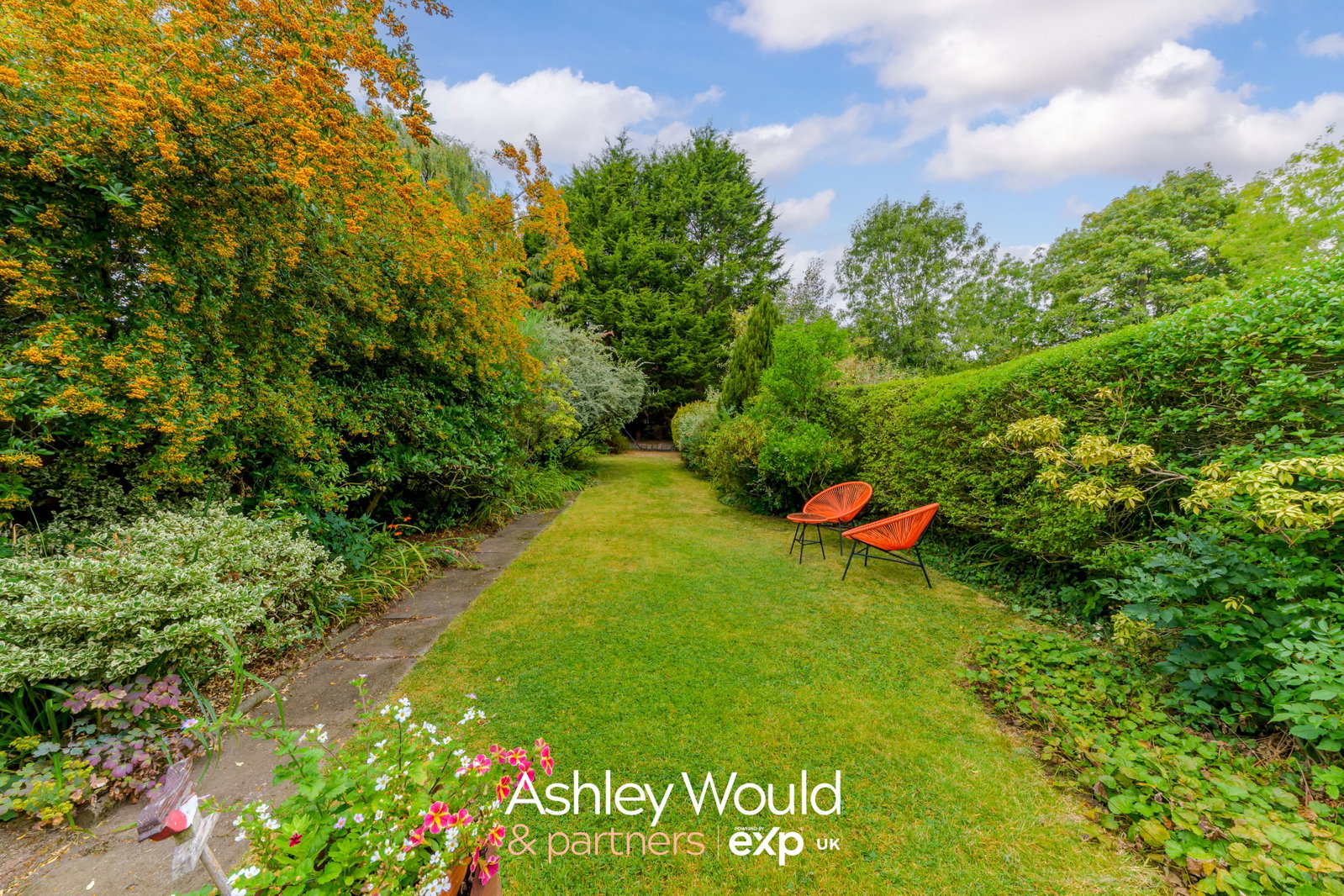 Semi Detached House in Halesowen