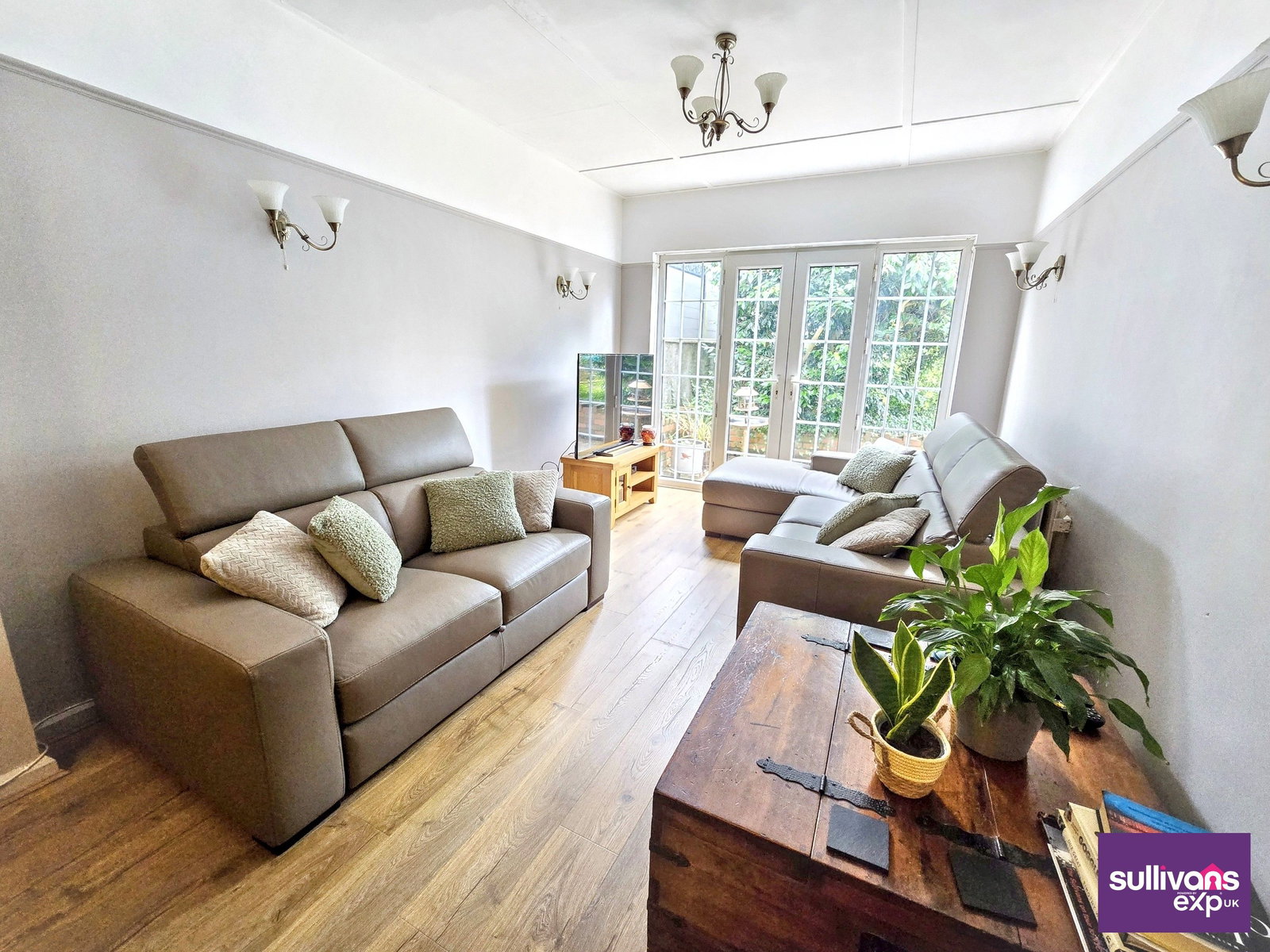 Semi Detached House in Swansea