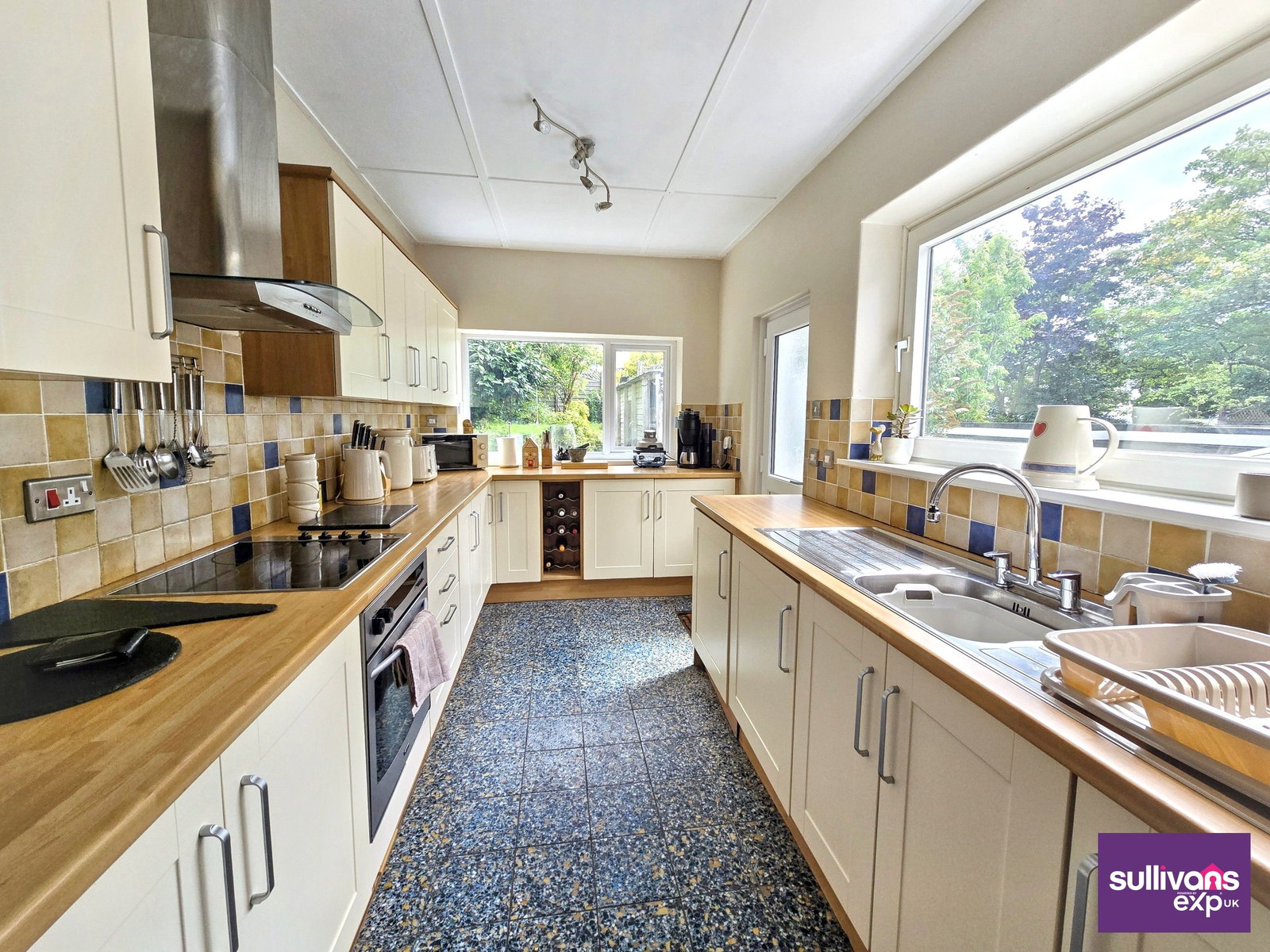 Semi Detached House in Swansea